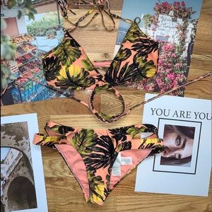 abercrombie two piece bikini set, tie in the back!